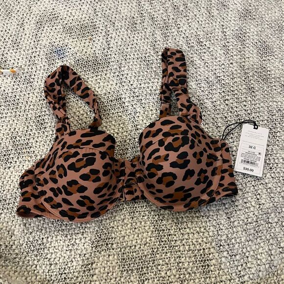 Other - NWT shade and shore swim top